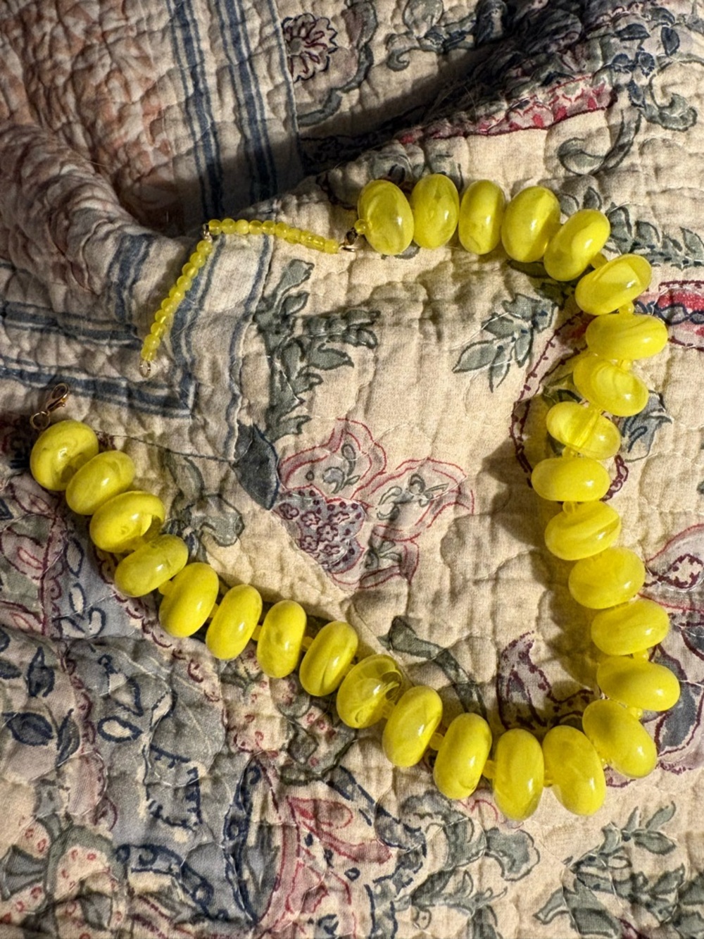 Yellow Marbled Bead Necklace NWOT